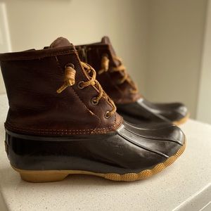 Sperry duck boots